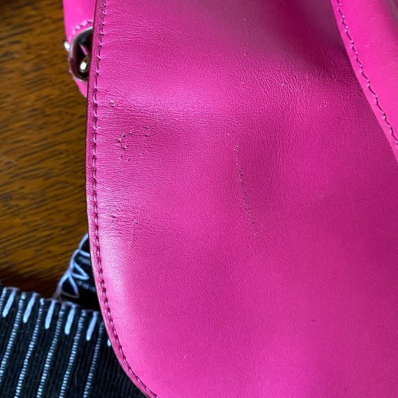 Pink Kate Spade purse with Floral inside - Picture 5 of 5